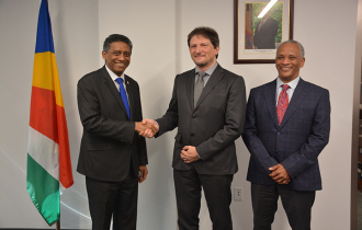 President holds discussions with Mr Jean-Francois Groff  UNECA Guest Speaker