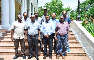 President Faure meets Stevedore representatives at State House