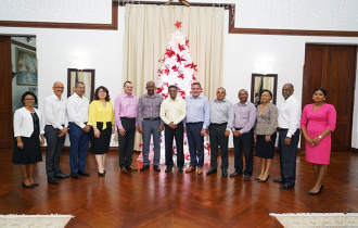 President Faure holds meeting with all Seychelles Ambassadors