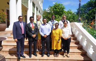PPresident Faure receives the Rotary International District Governor to Seychelles
