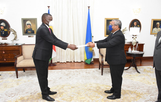 Rwanda’s new High Commissioner to Seychelles accredited