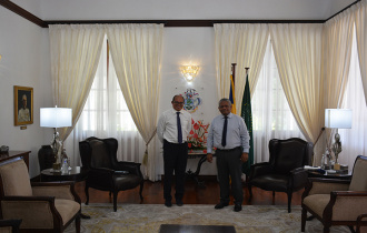 President Ramkalawan receives Professor Payet at State House