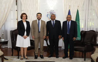 President Ramkalawan meets Emirates group delegation at State House