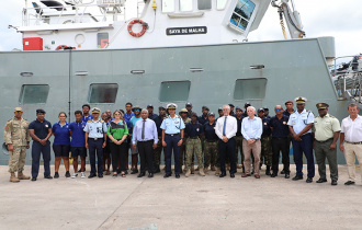 President Ramkalawan welcomes back SMA students and Seychelles Coast Guard crew from the second Fish Aggregating Devices (FAD) clean-up expedition