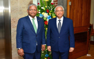 President Ramkalawan arrives in Mauritius for the commemoration of the 189th Anniversary of the Abolition of Slavery in Mauritius