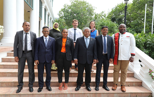 Le Président Ramkalawan reçoit les Ministres et Représentants de la CJSOI à State House