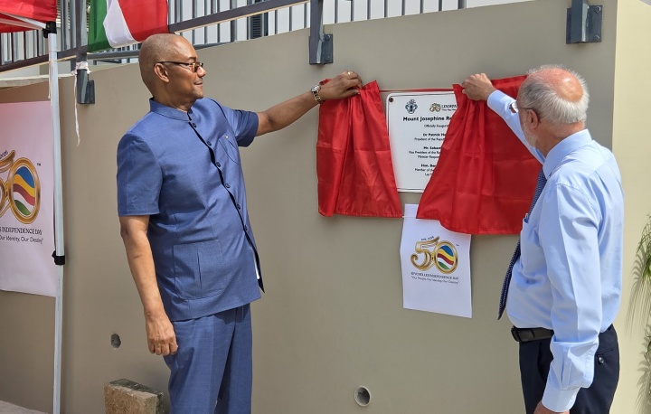 New Government housing model launched as Six Mid-range Condominium Units Handed over at Les Mamelles