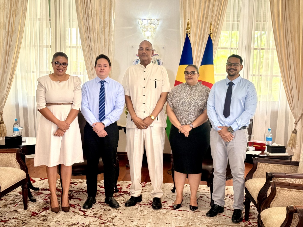 President Herminie Welcomes UniSey Alumni Association’s Initiatives