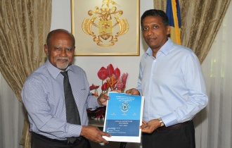 President receives Annual Report of the Constitutional Appointments Authority