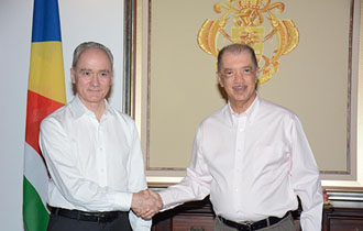 New Greek Ambassador to Seychelles accredited