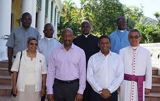 Six distinguished persons granted Seychelles citizenship by the President