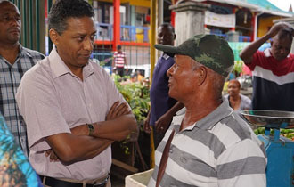 President Faure Visits the Victoria Market