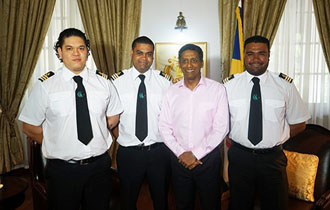 President Faure meets the first three Seychellois Chief Engineers