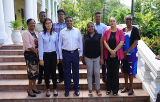 Seychellois Students received High Achievers Award