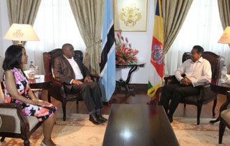 President Faure receives the President of the Republic of Botswana