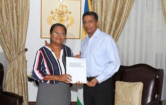 President Faure Receives Report of the Tribunal of Inquiry Into Allegations of Misbehaviour  Against The Chief Justice