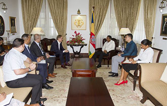 President Faure receives delegation from Thai Union