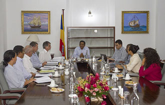 President Faure meets members of the Board of SEYPEC